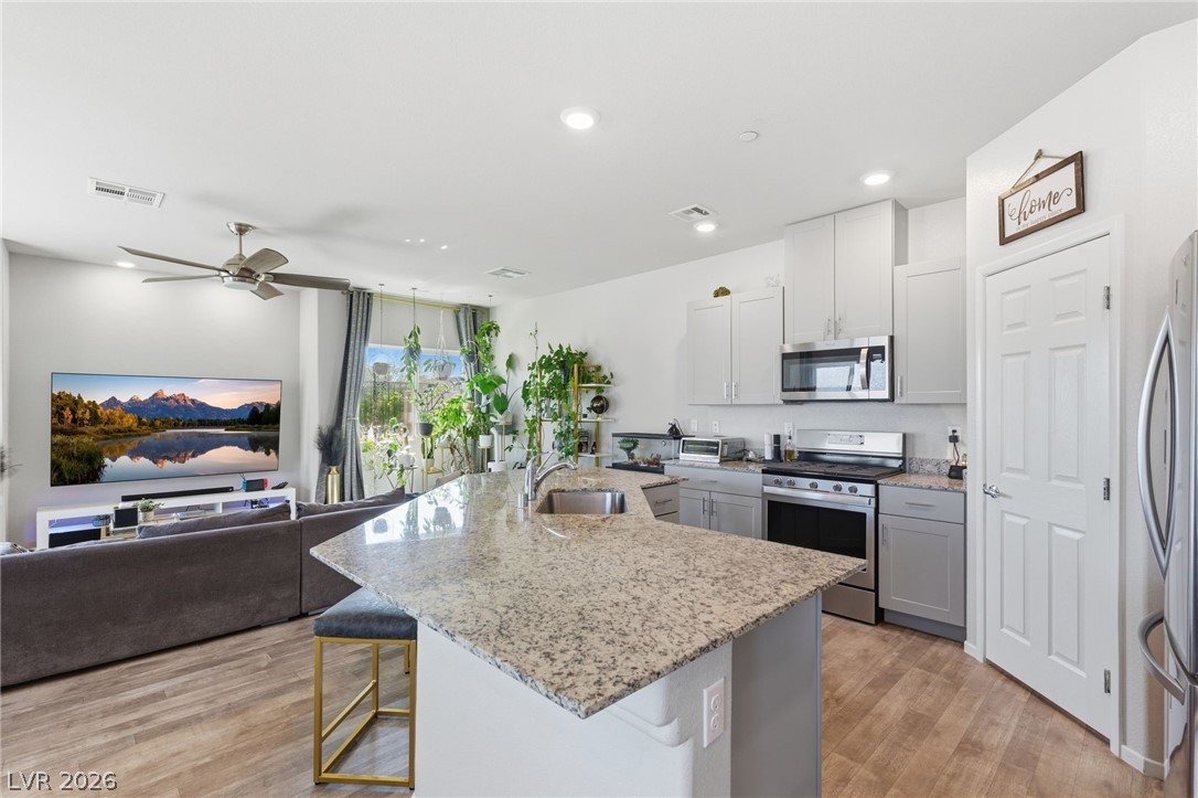 7550 Pink Moon Street 103