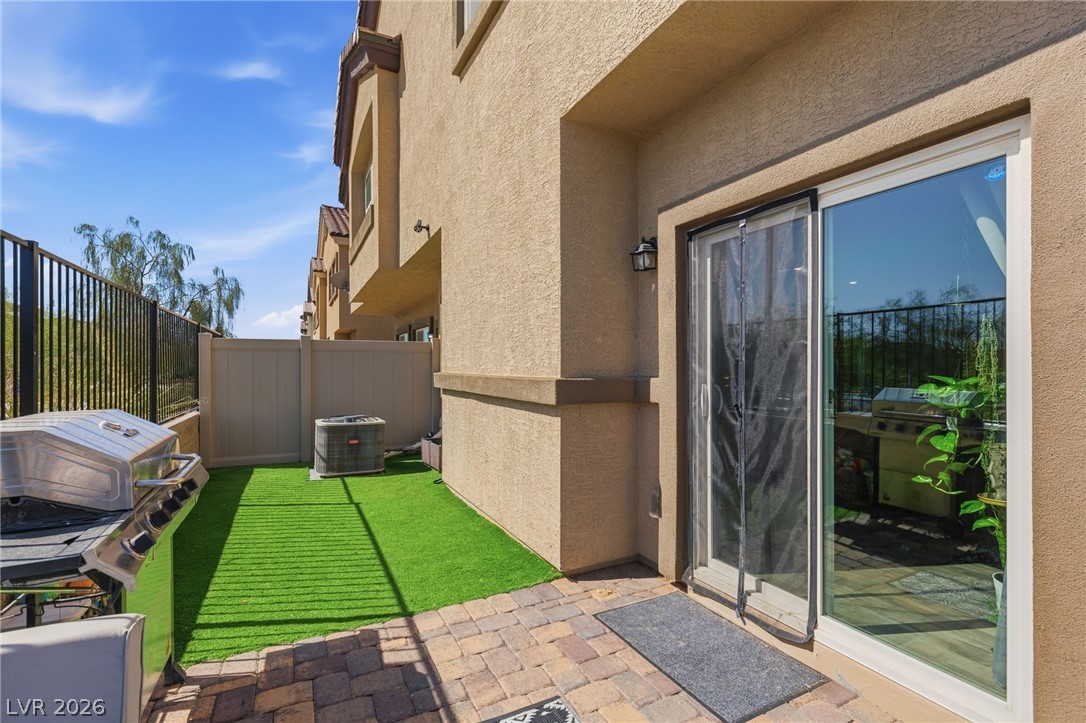 7550 Pink Moon Street 103