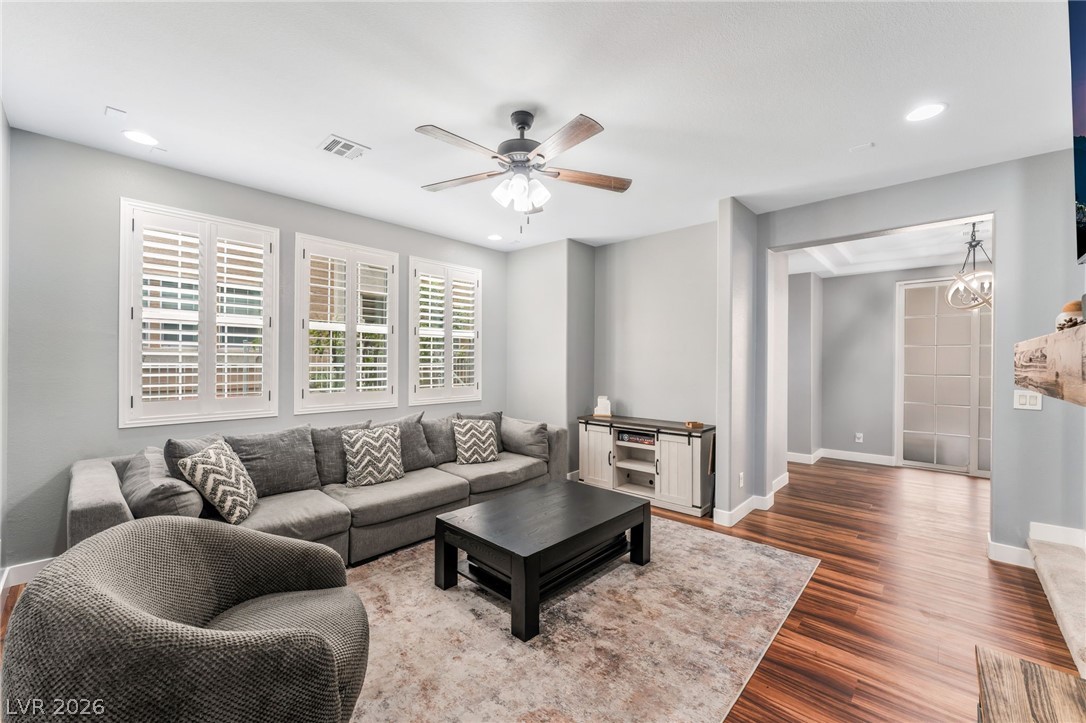 7561 Cutting Edge Court
