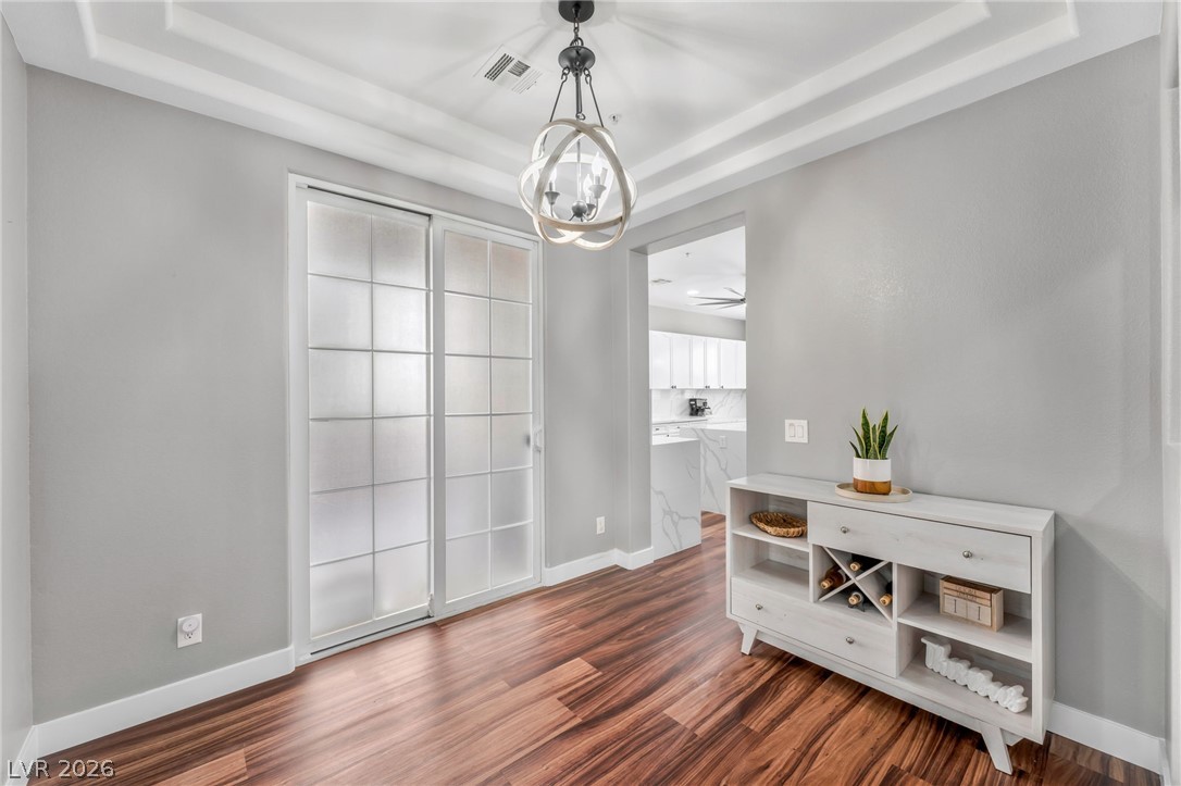 7561 Cutting Edge Court