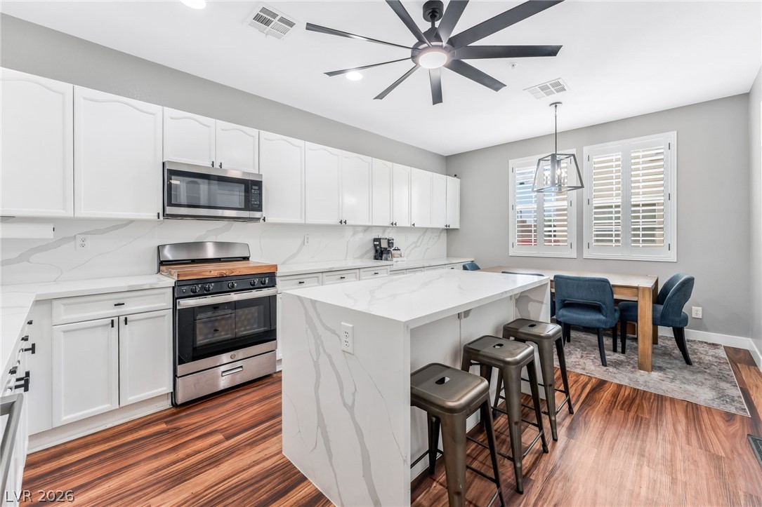 7561 Cutting Edge Court