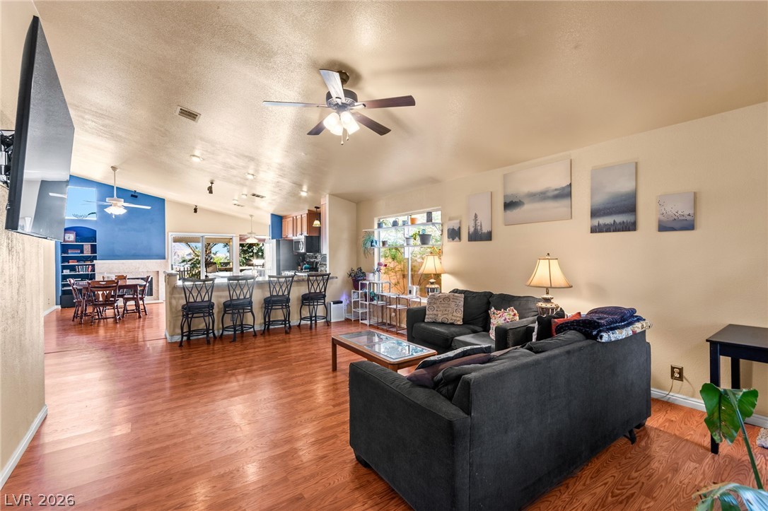 1053 Armillaria Street