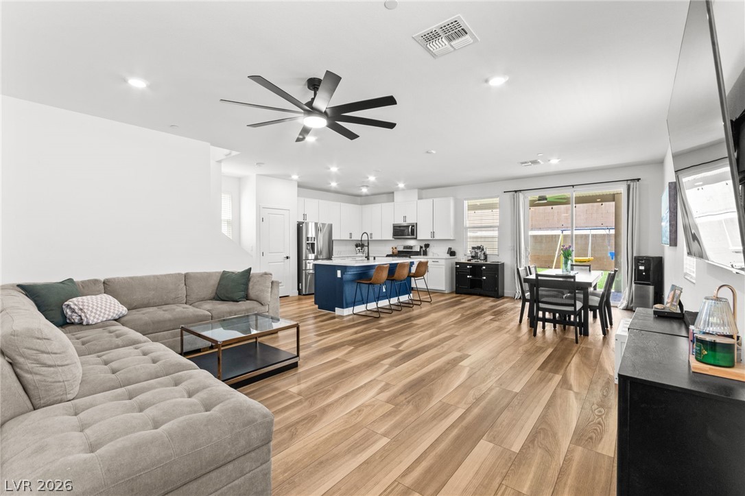 5403 Robinera Court