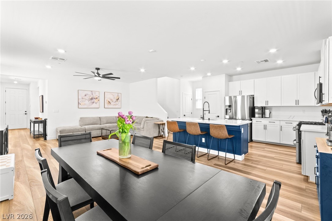 5403 Robinera Court