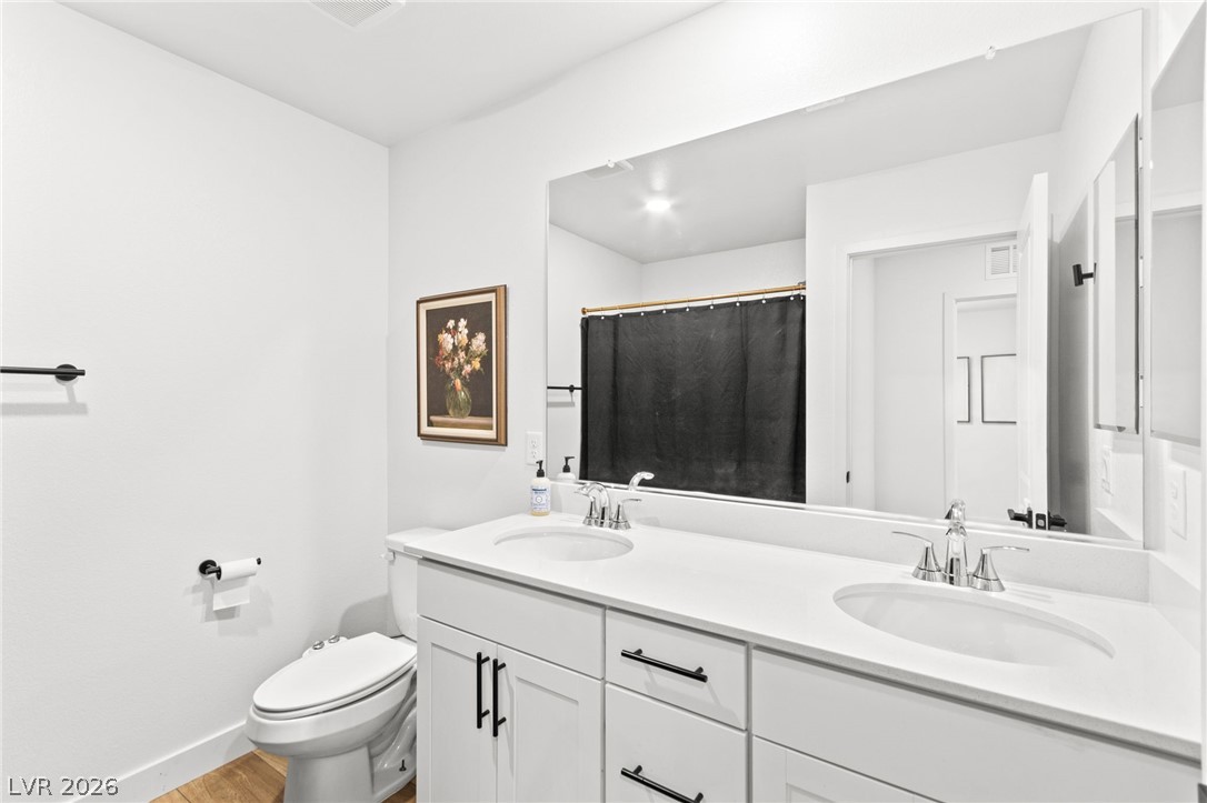 5403 Robinera Court