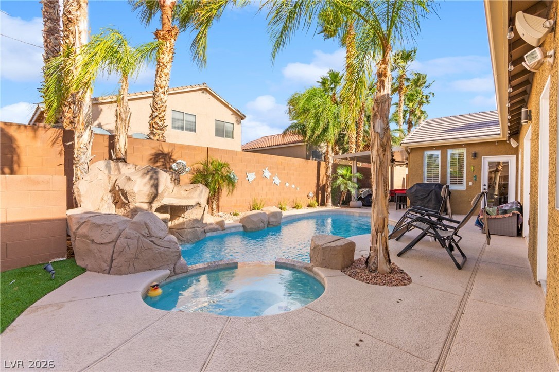 496 Grassrange Lane