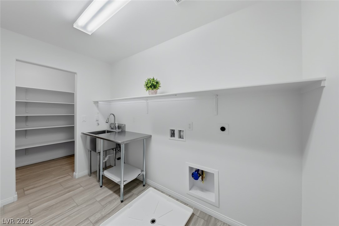 5595 Pico Ferrera Court