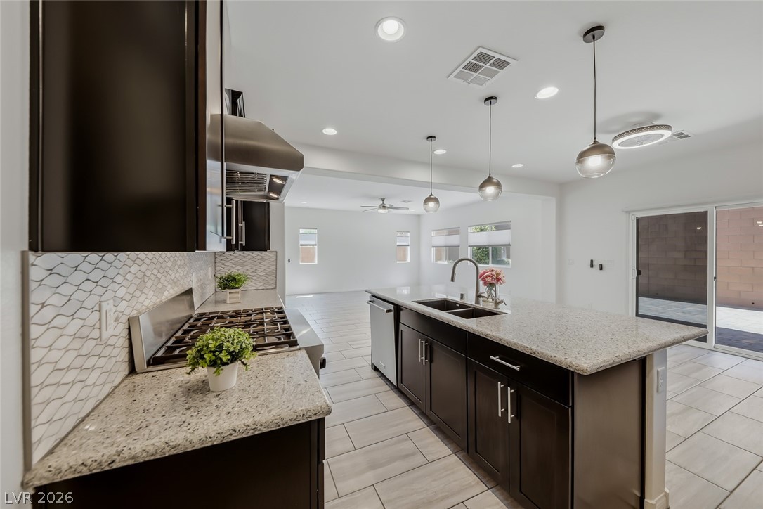 5595 Pico Ferrera Court