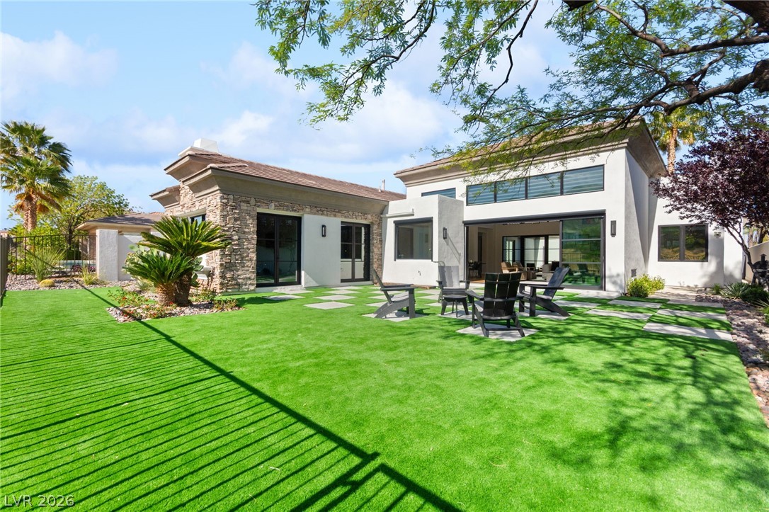 2671 Turtle Head Peak Drive