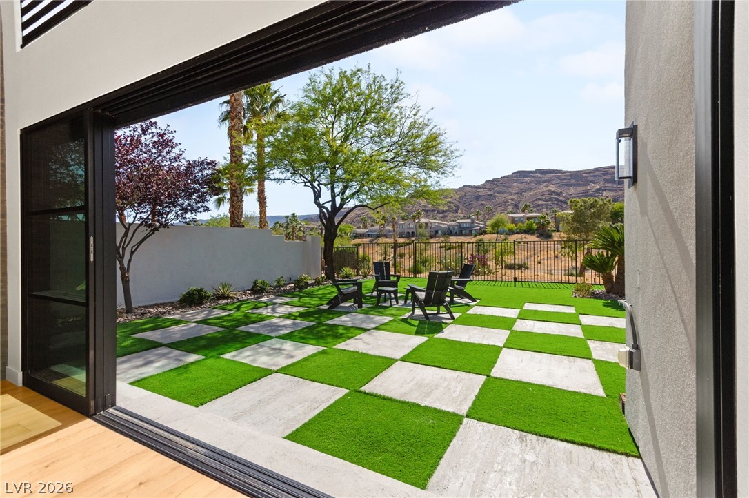 2671 Turtle Head Peak Drive