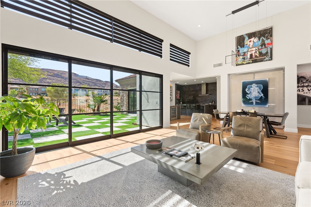 2671 Turtle Head Peak Drive