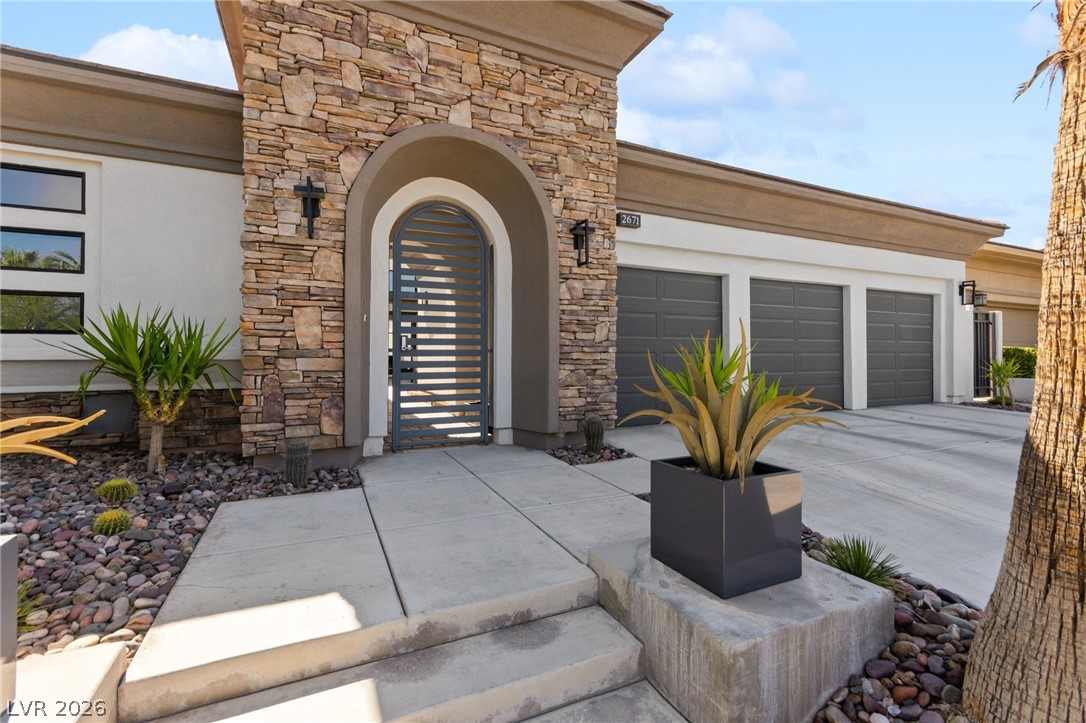 2671 Turtle Head Peak Drive