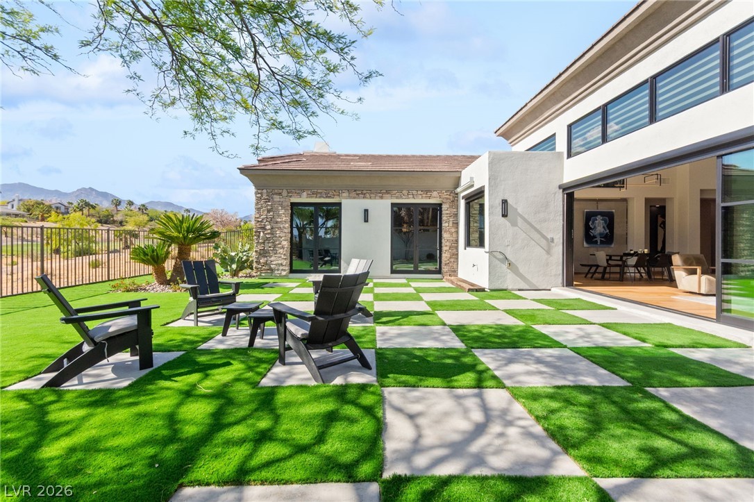 2671 Turtle Head Peak Drive