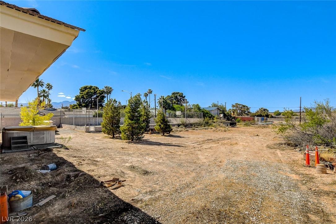 5600 Del Rey Avenue