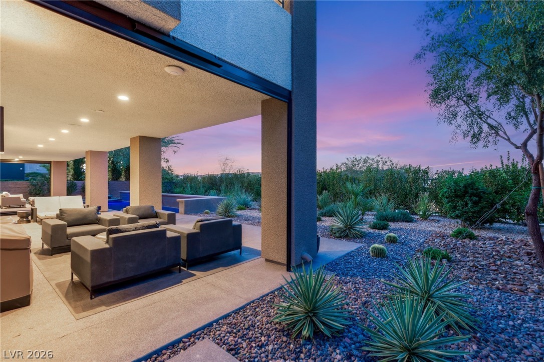 11132 San Terrazo Place