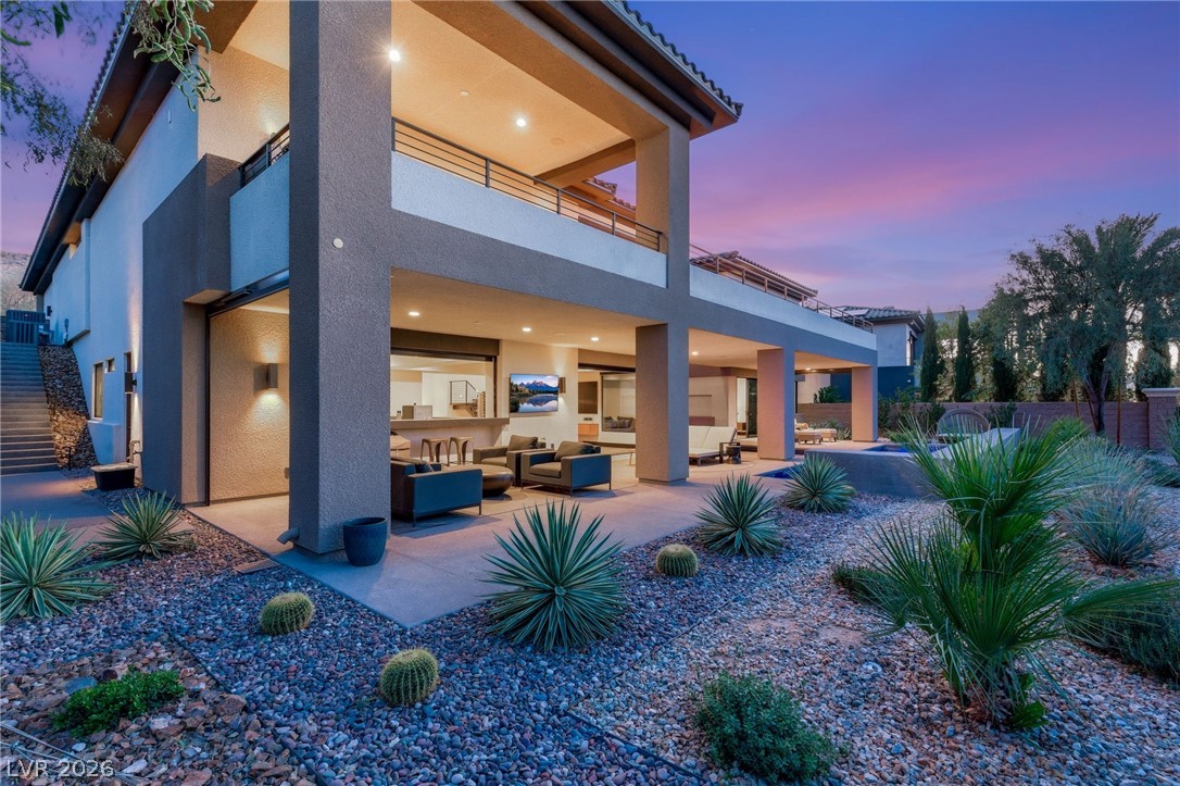 11132 San Terrazo Place