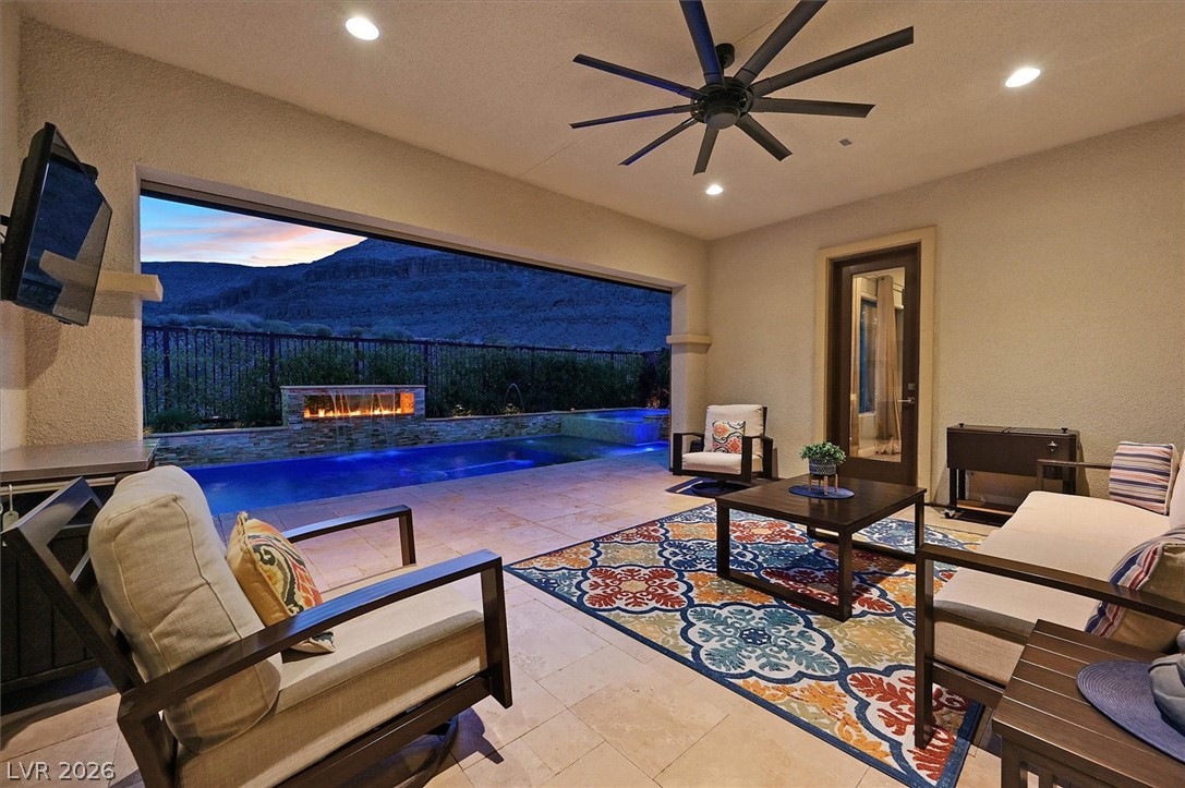 5881 Heaven View Drive