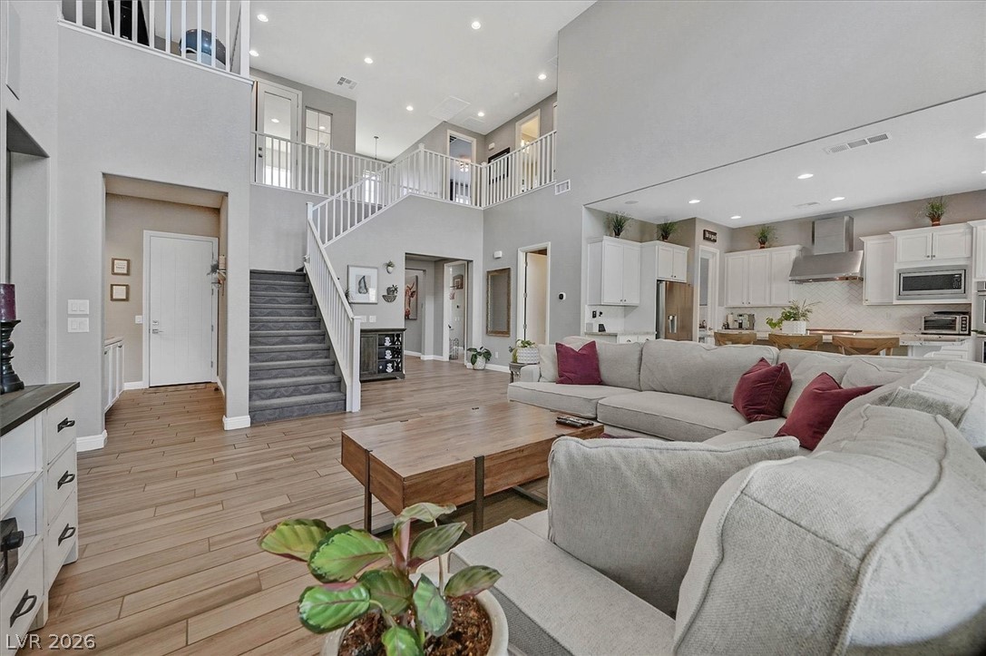5881 Heaven View Drive