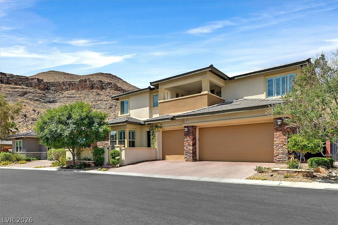 5881 Heaven View Drive
