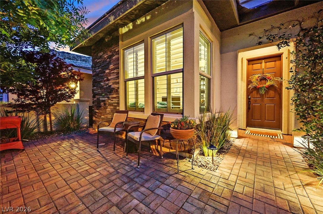 5881 Heaven View Drive