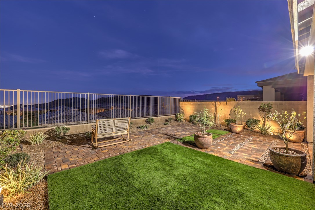 12540 Skylight View Street