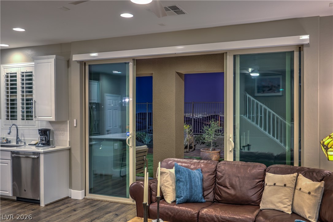 12540 Skylight View Street