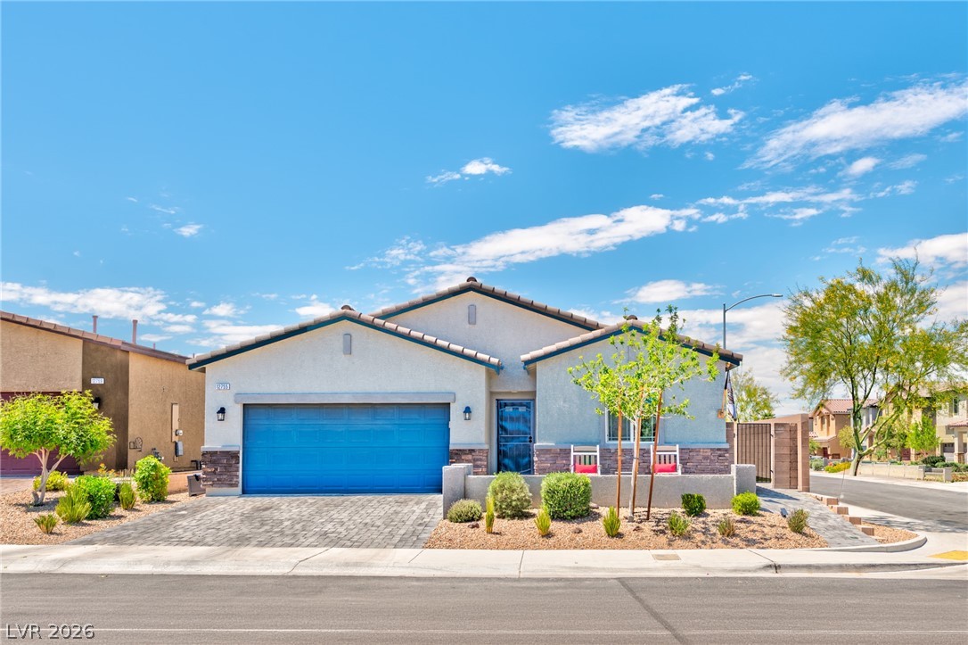 12755 Silver Satin Street