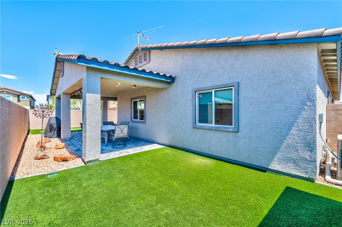 12755 Silver Satin Street