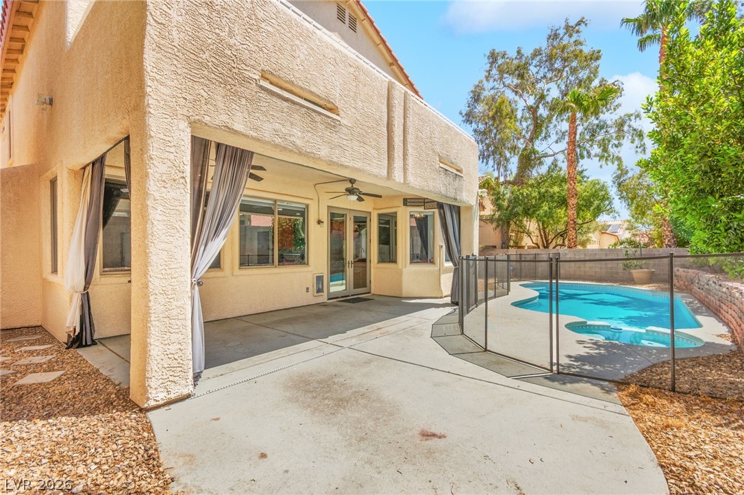 10425 Carmel Mountain Avenue
