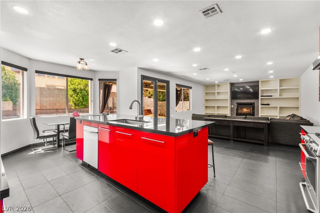 10425 Carmel Mountain Avenue