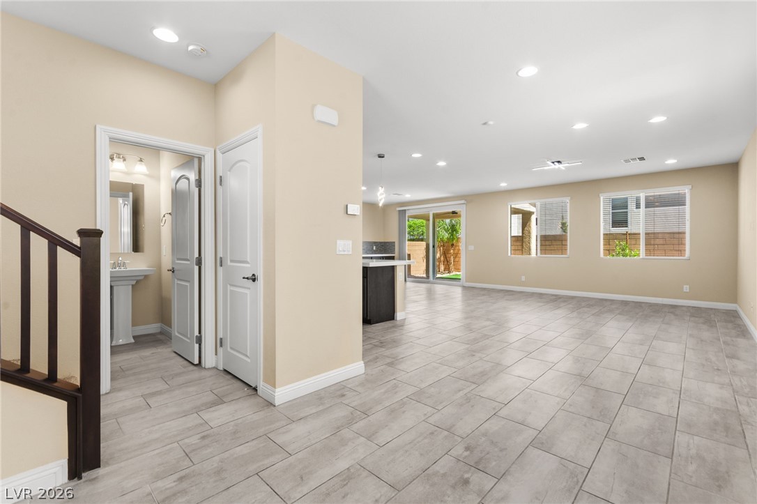 8084 Skye Dragon Street
