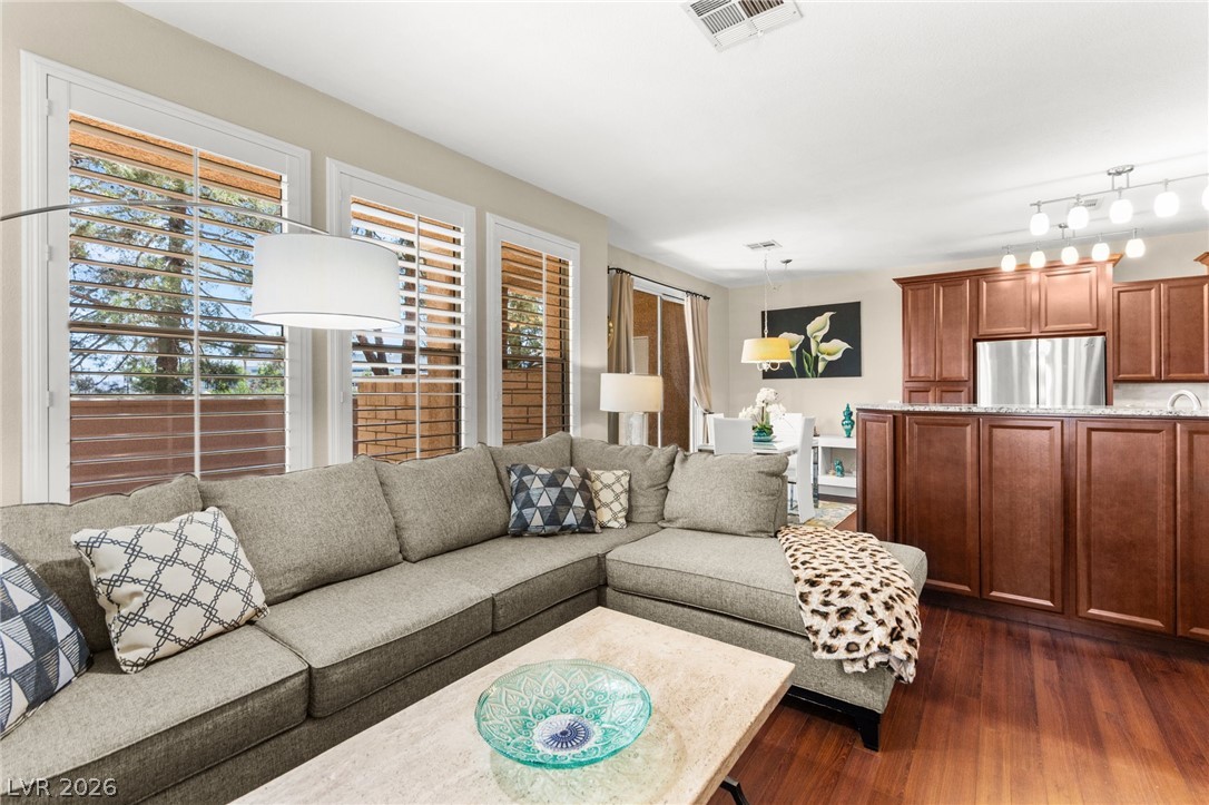 251 South Green Valley Parkway 2011