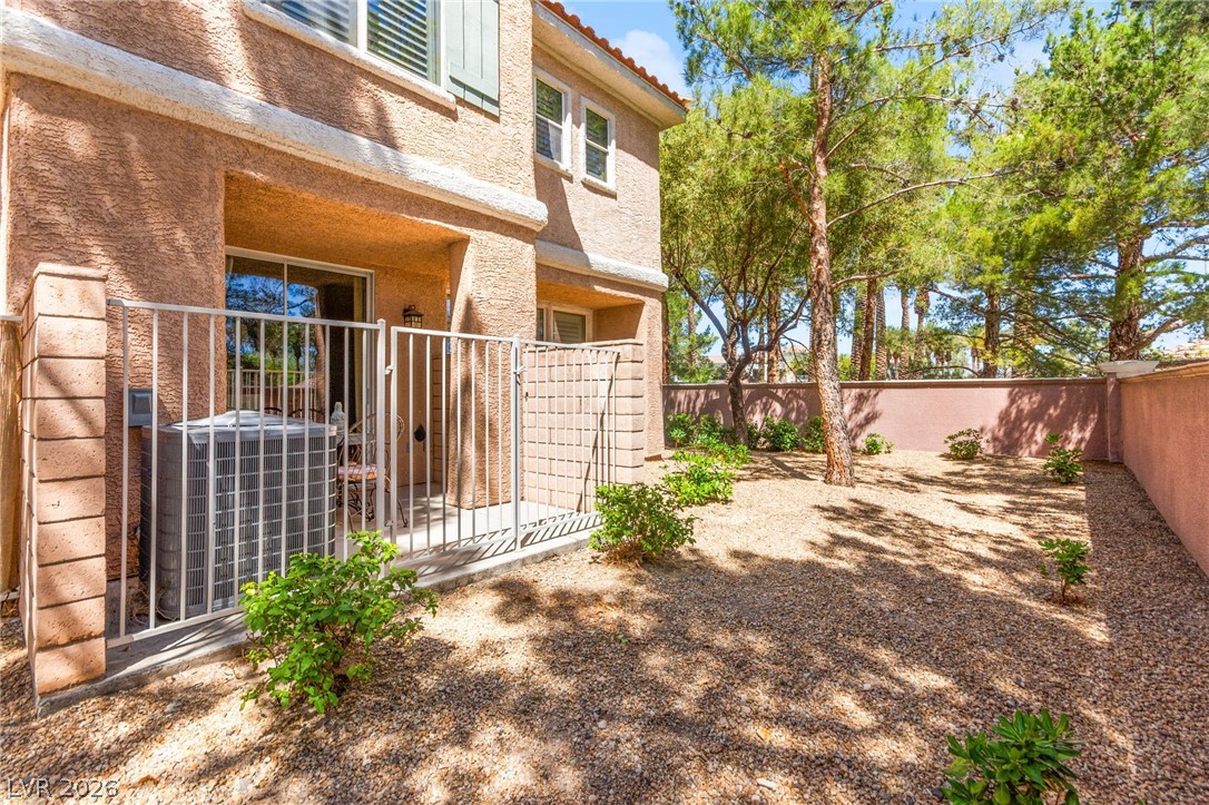 251 South Green Valley Parkway 2011