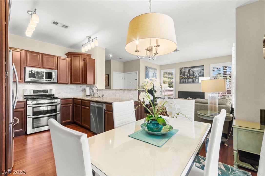 251 South Green Valley Parkway 2011