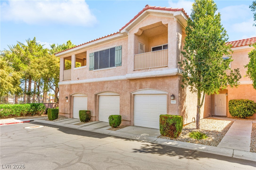 251 South Green Valley Parkway 2011
