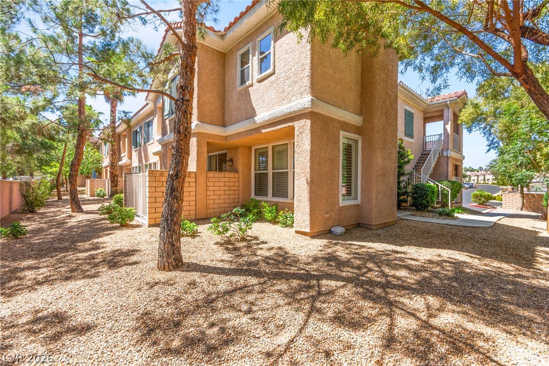 251 South Green Valley Parkway 2011