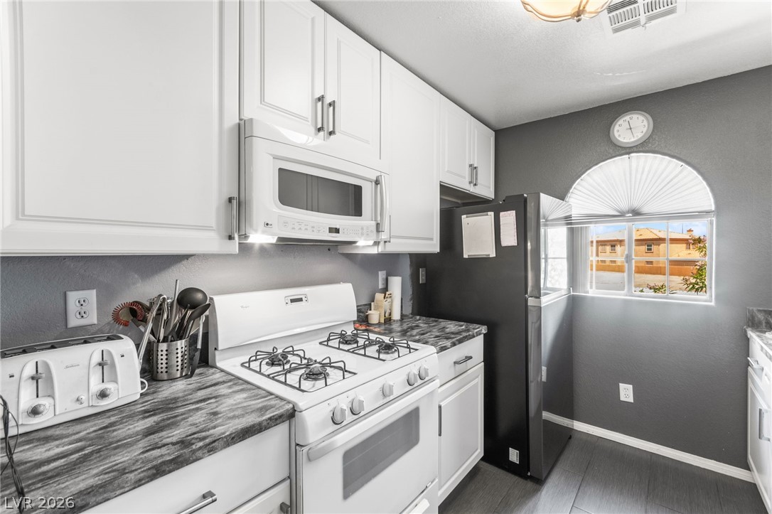 6832 Elm Creek Drive 204