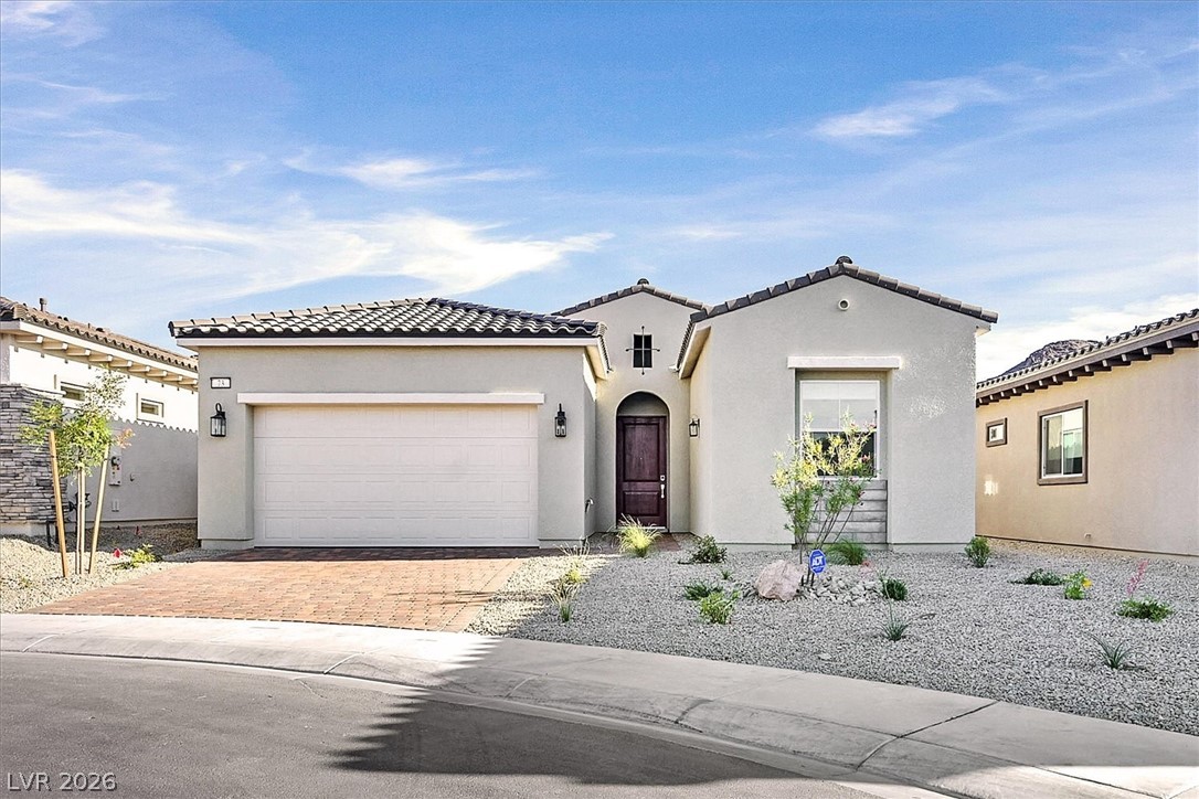 73 Atrani Bay Court