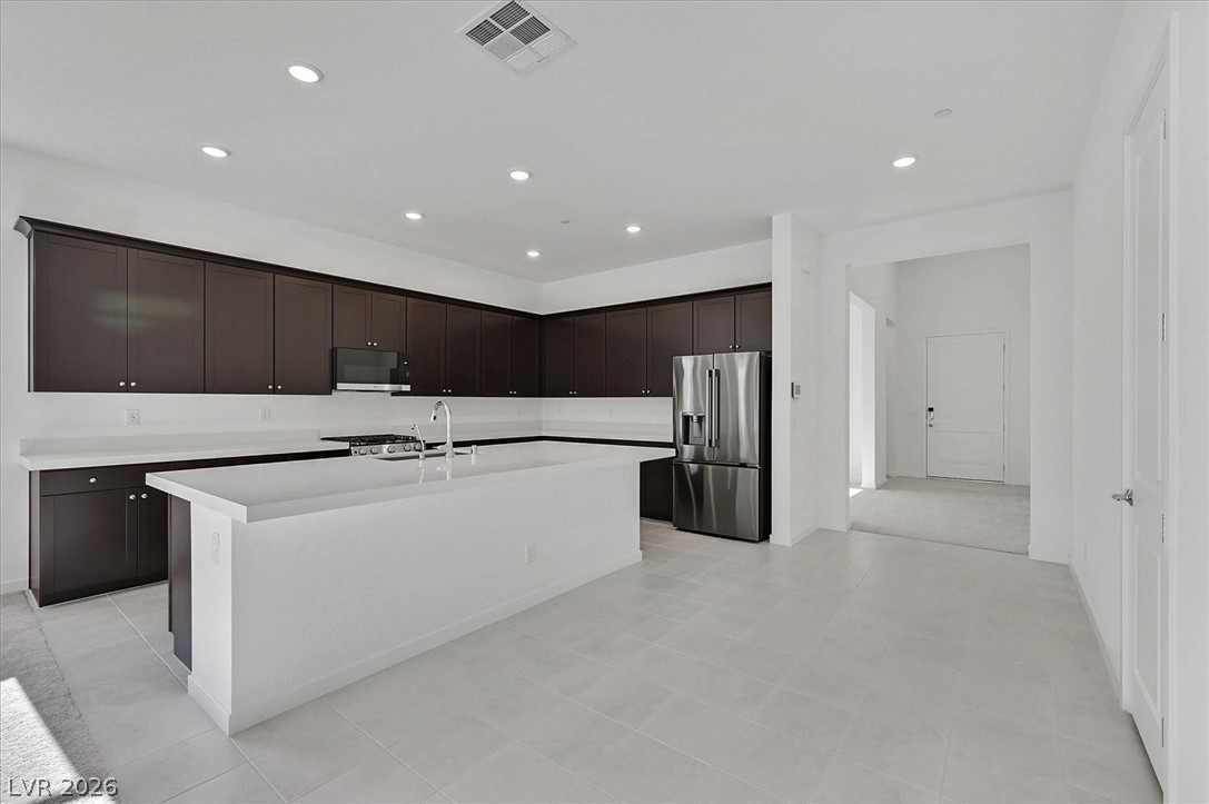 73 Atrani Bay Court