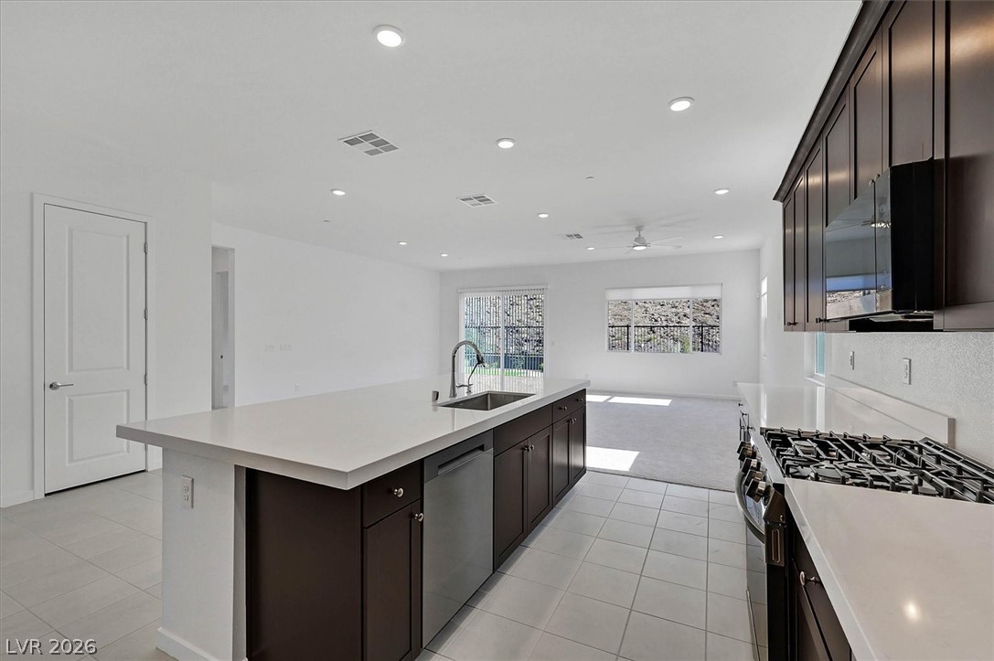 73 Atrani Bay Court