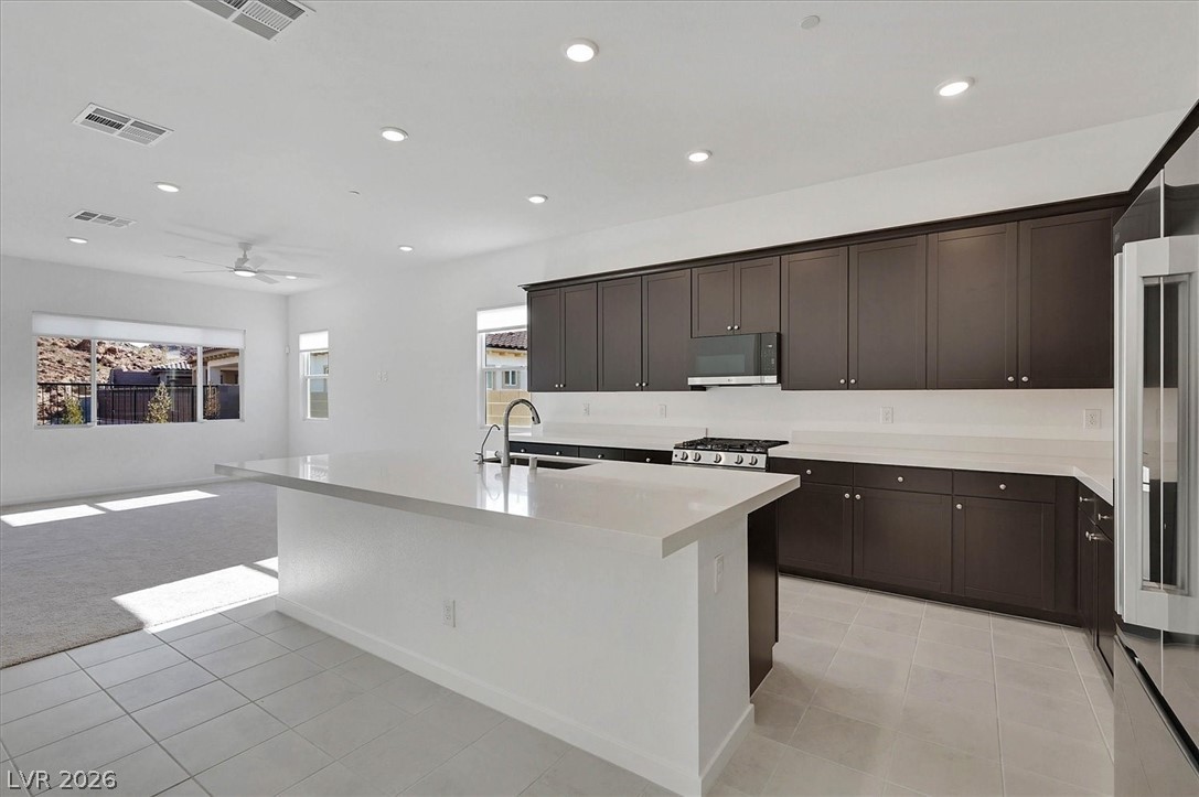 73 Atrani Bay Court