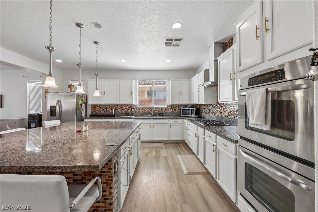 6636 Cliff Shore Court