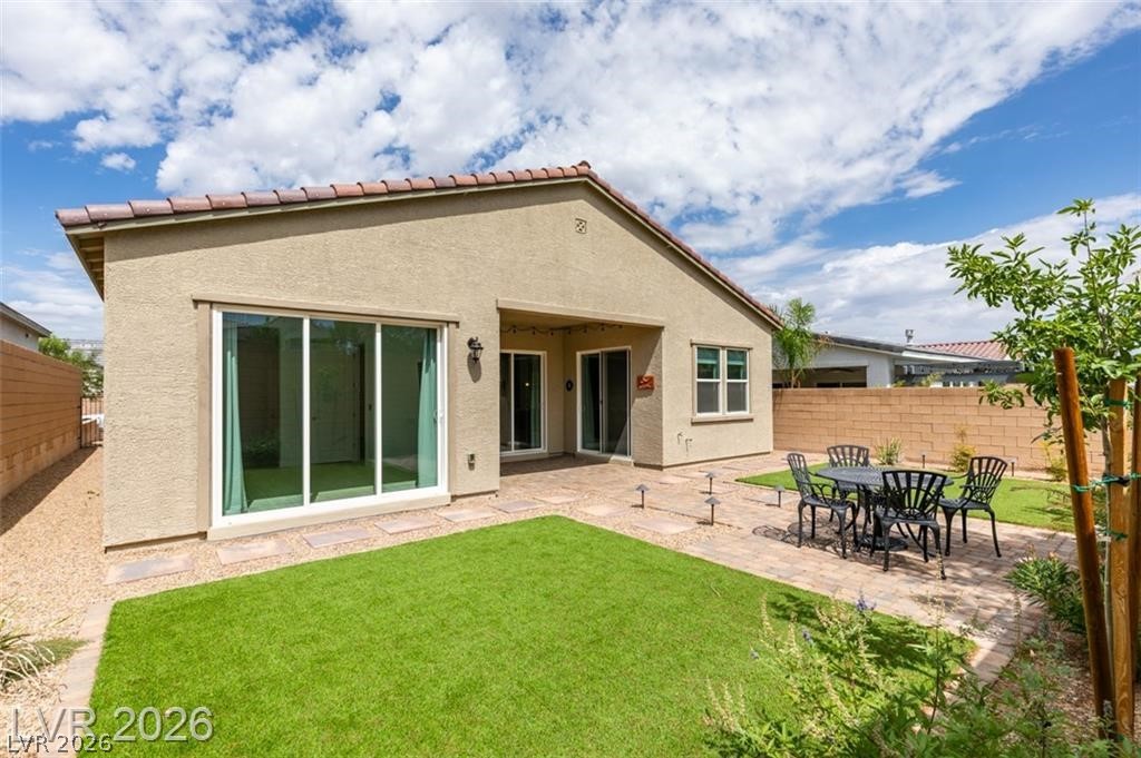 9993 Skye Gazer Avenue