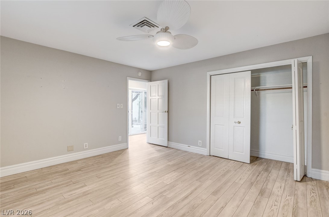 2216 Plaza Del Robles