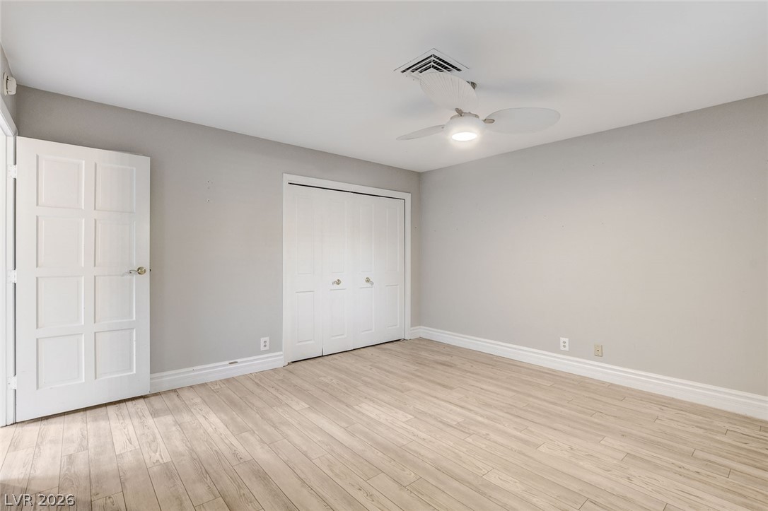 2216 Plaza Del Robles