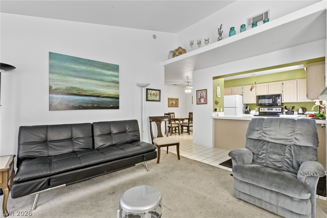 2725 South Nellis Boulevard 2137