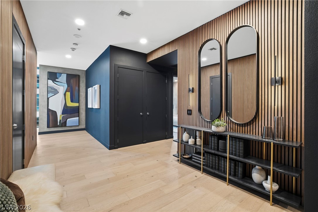4575 Dean Martin Drive 307