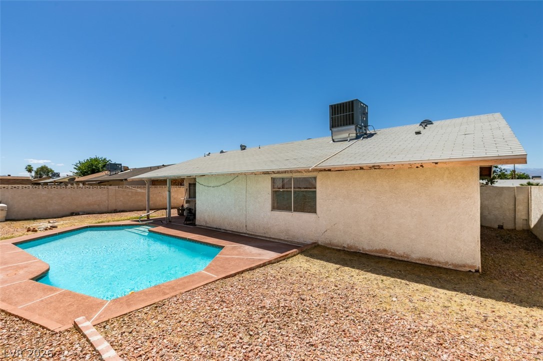 1952 Continental Avenue