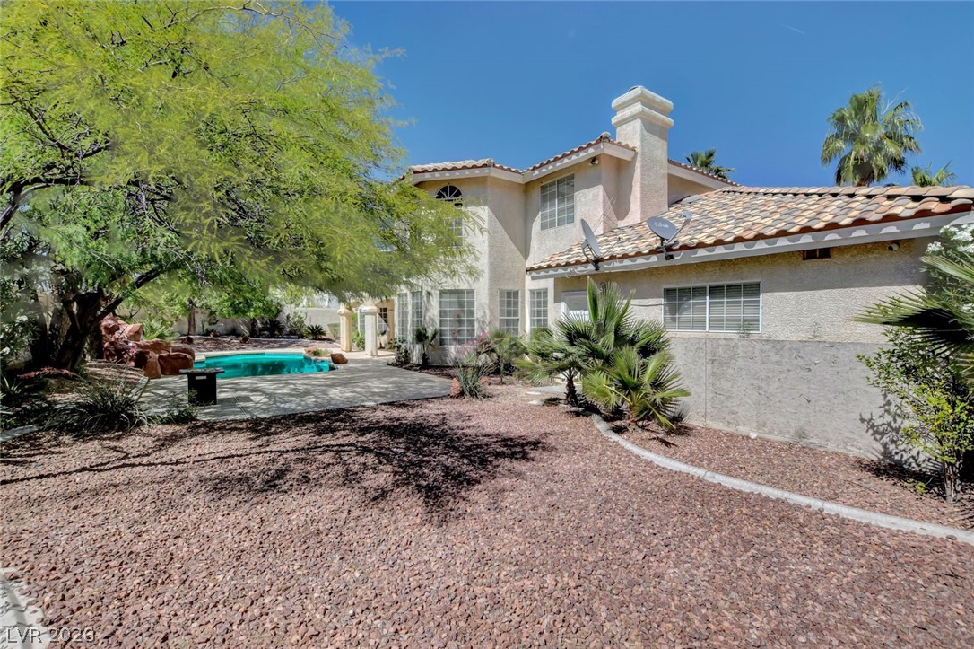 1931 Fox Canyon Circle