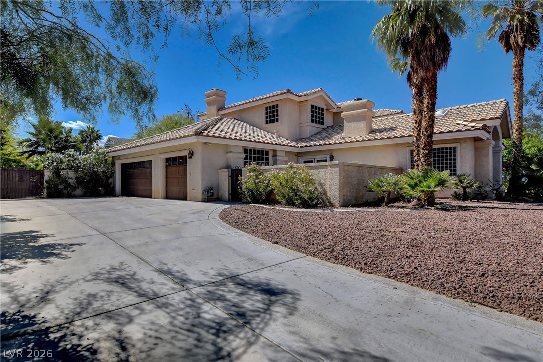 1931 Fox Canyon Circle